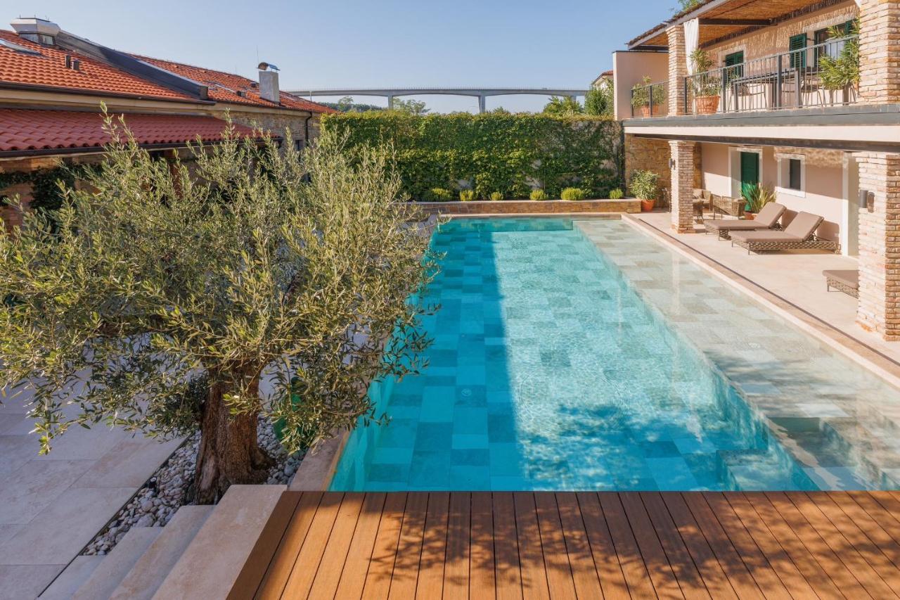 Vila Robida & Spa Crni Kal Exterior photo