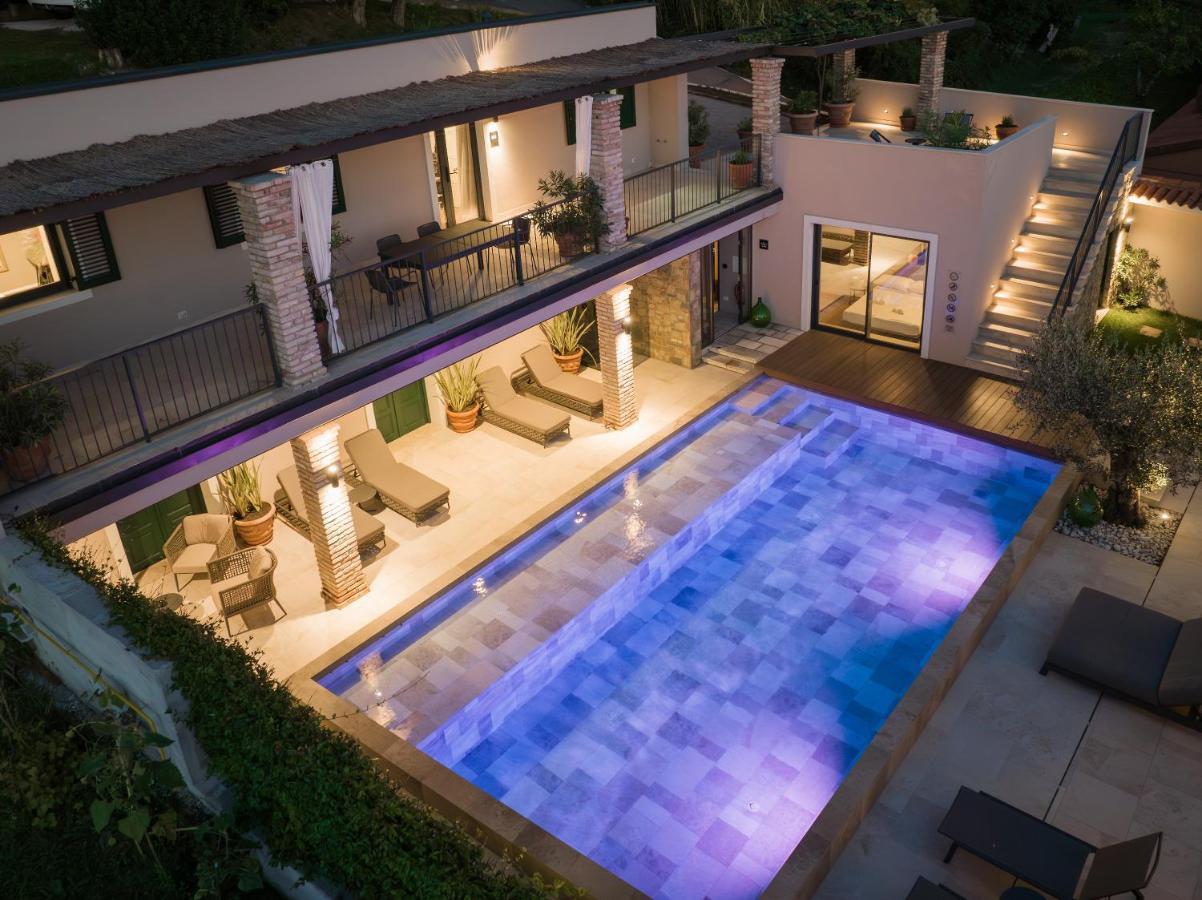 Vila Robida & Spa Crni Kal Exterior photo