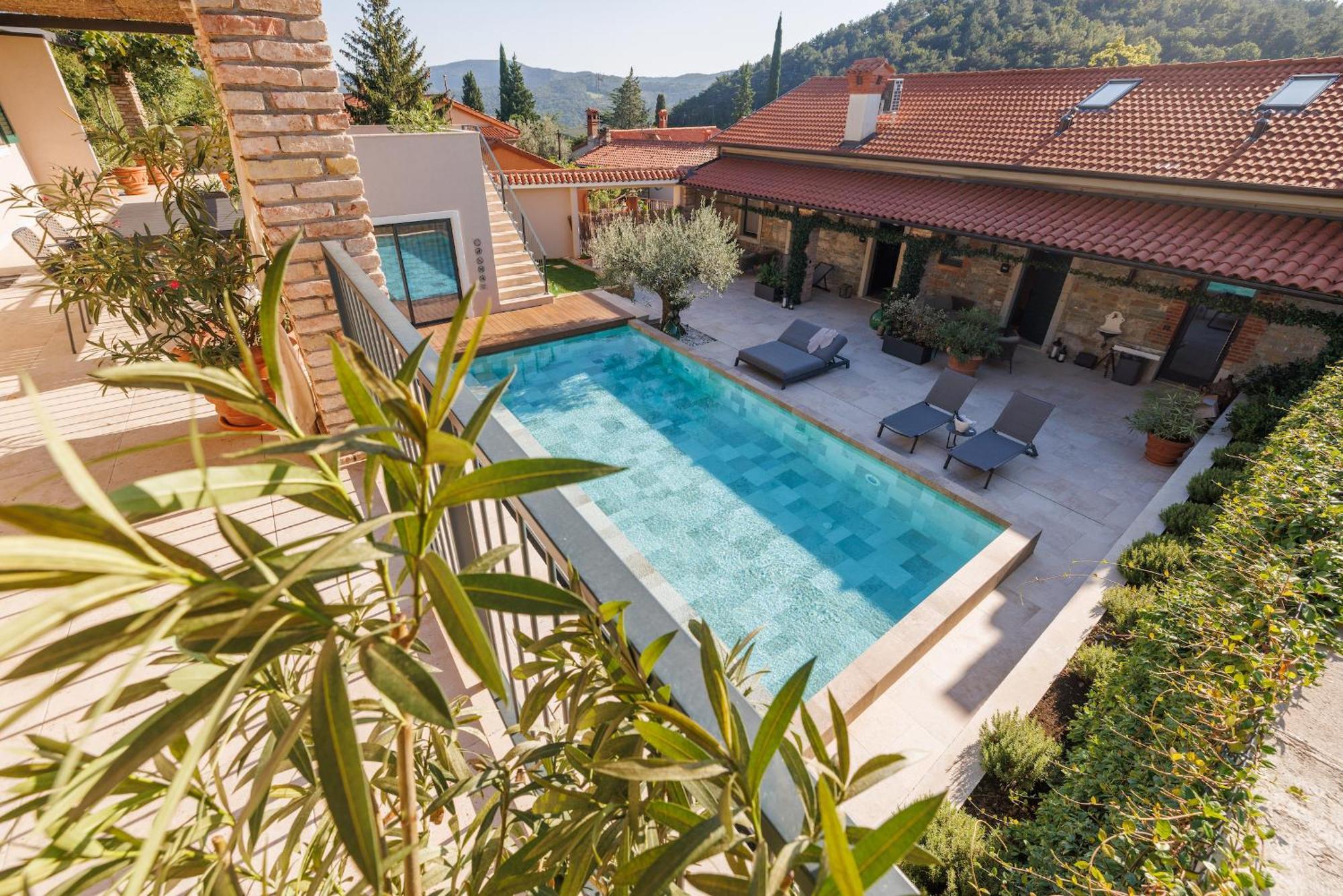 Vila Robida & Spa Crni Kal Exterior photo